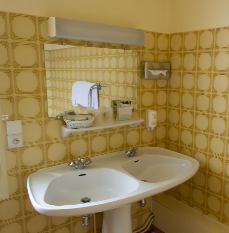 La Tete Noire Hotel Montrichard Luaran gambar